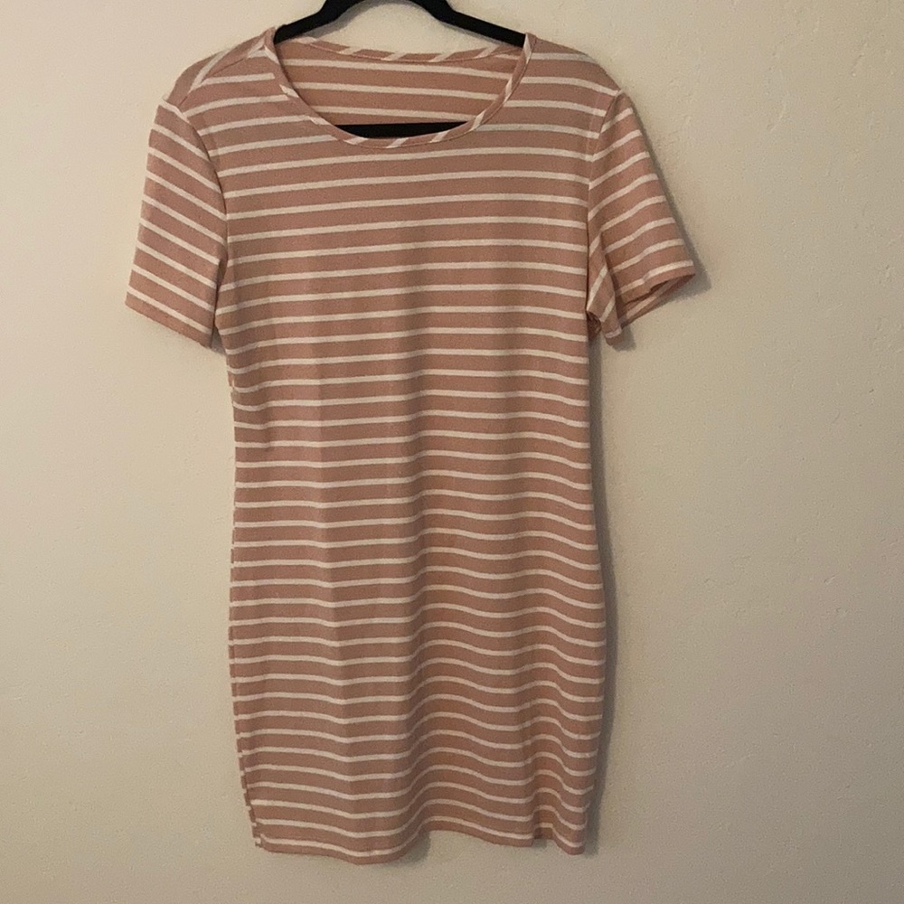 Size large. With pink and white stripes.